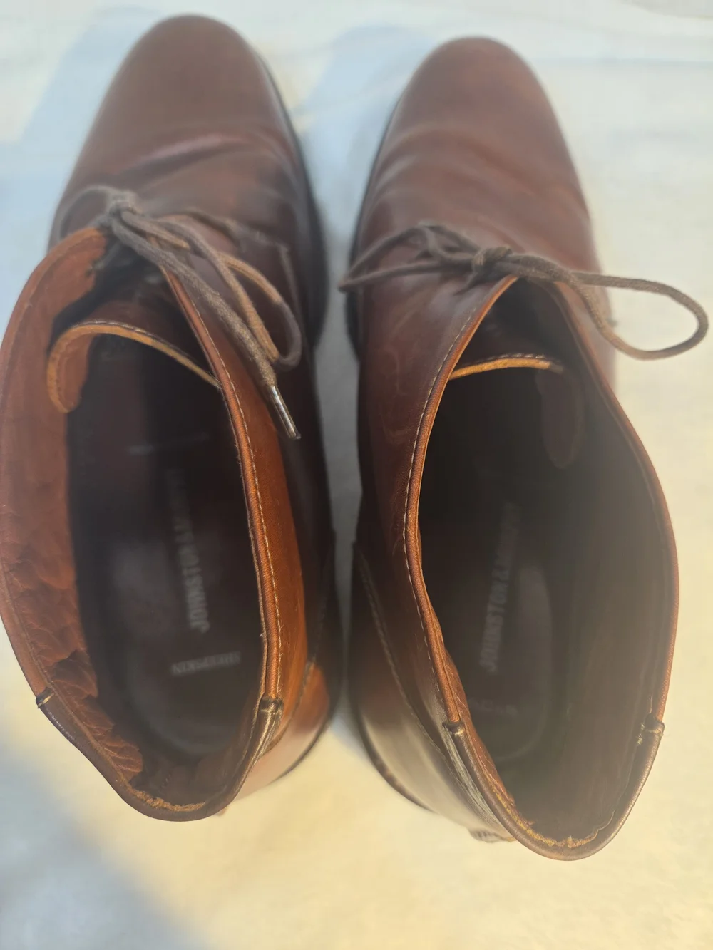 Johnston & Murphy Men's Brown Leather Chukka Boots